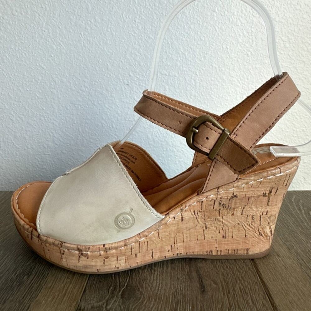 Born Hyuro Cork Wedge Platform Sandals Women's Size 6 Cream Tan Leather Buckle